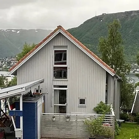 Leilighet 2-bedroom Arctic View In